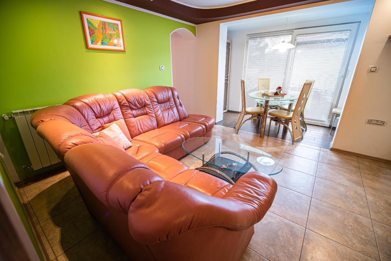 Apartments Ole Толмин Екстериор снимка