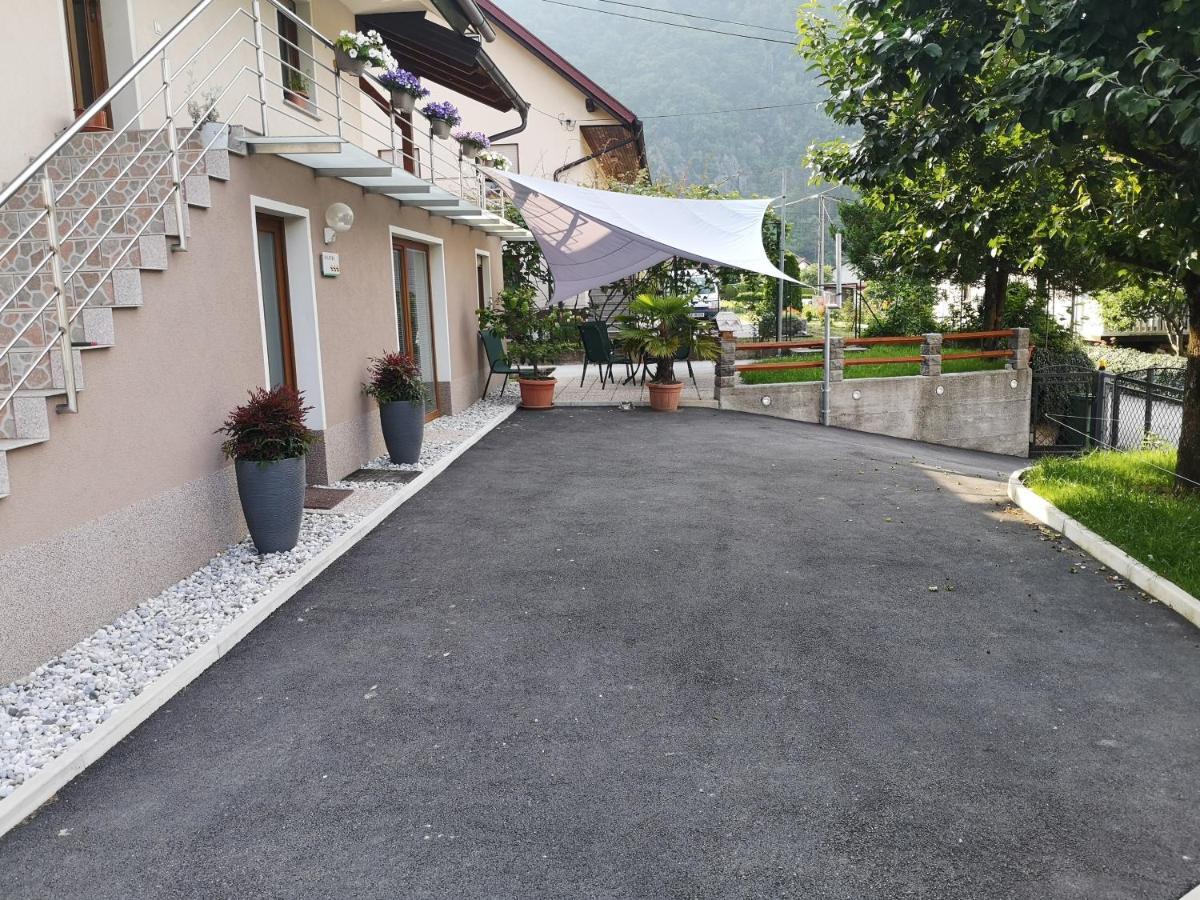 Apartments Ole Толмин Екстериор снимка